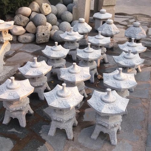Natural stone lantern Japanese style lamp Factory sale directly